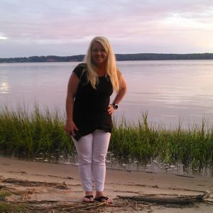 Meet your Posher, Joyce